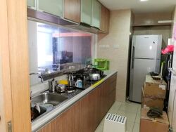 The Lakeshore (D22), Condominium #578591911